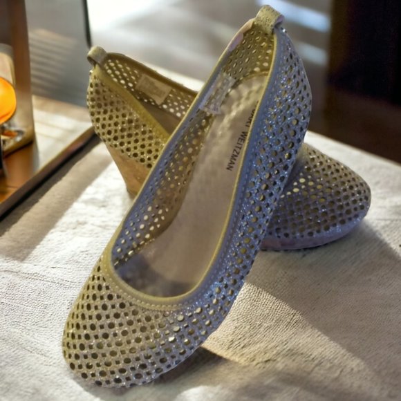 STUART WEITZMAN (3) GIRLS CAY LACE PLATINUM NOIR HEEL WEDGE Size 3  LIKE NEW - Picture 1 of 9